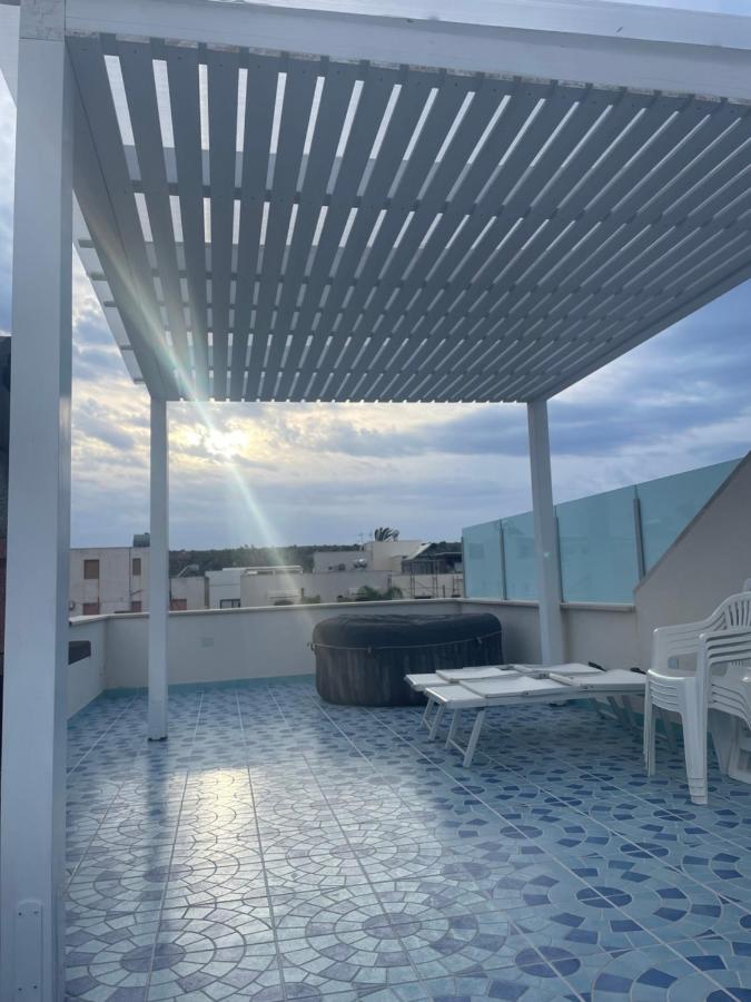 La casa di fronte la spiaggia di San Vito lo capo Esterno foto