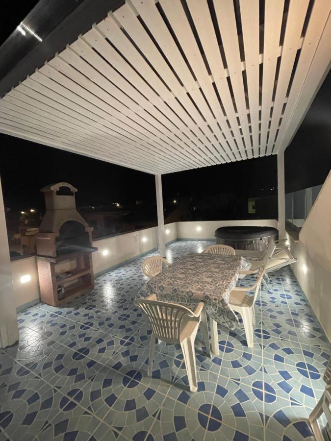 La casa di fronte la spiaggia di San Vito lo capo Esterno foto